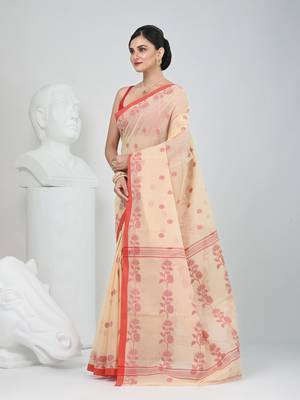 Elegant cream & red handwoven tant cotton saree with floral motifs 3