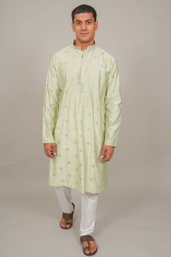 Handcrafted cotton kurta pajama set for men     pista green