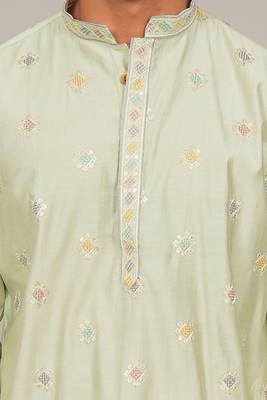 Handcrafted cotton kurta pajama set for men     pista green 5