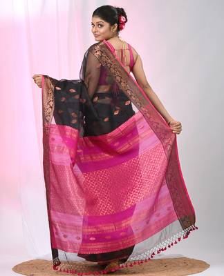 Elegant black and magenta resham saree with zari border 3
