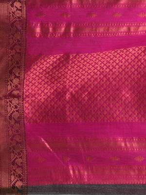 Elegant black and magenta resham saree with zari border 4