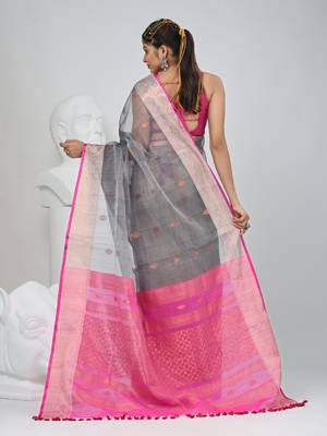 Elegant grey and pink resham saree with zari border 3