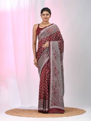 Maroon silk blend kantha stitch saree with geometric & floral thread work 5