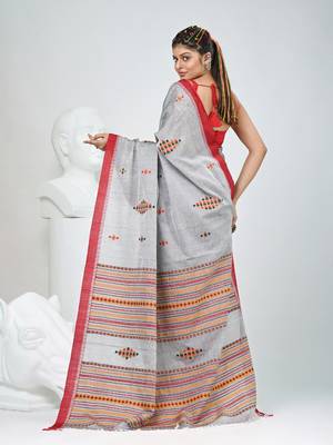 Elegant grey cotton saree with red border & woven motifs 3