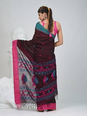 Brown cotton saree with pink and teal border & leaf design 3
