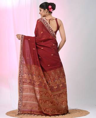 Dark red cotton saree with beige border and traditional woven pallu 3
