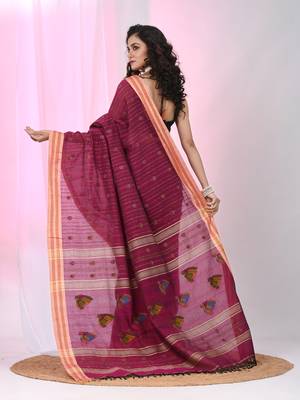 Fuchsia cotton saree with beige border & bird motif design 3