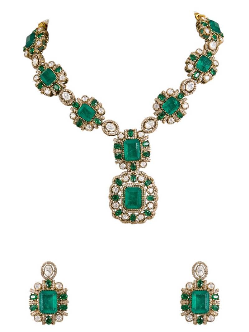 Gold plated green stone necklace set