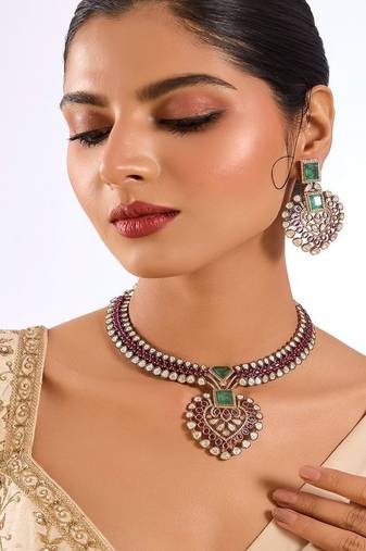 Gold plated pink stone necklace set