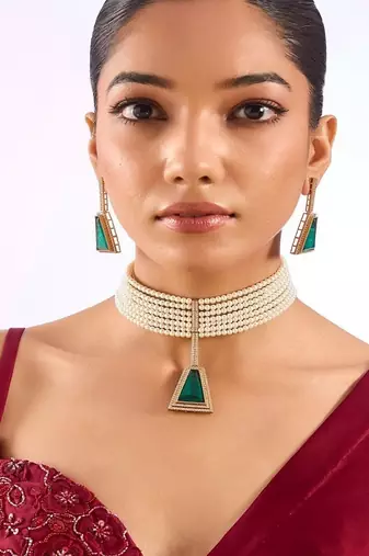 Gold plated green stone pearl choker set