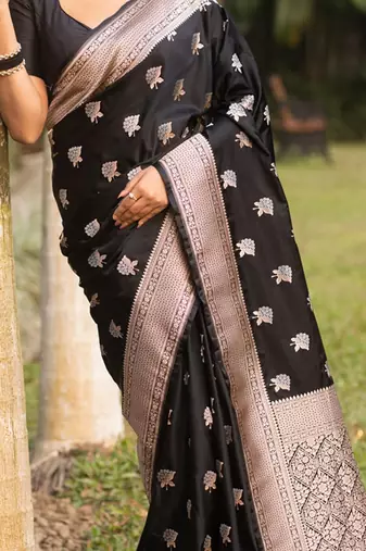 New Banarasi Silk Black Woven Women's Saree With Blouse Set 