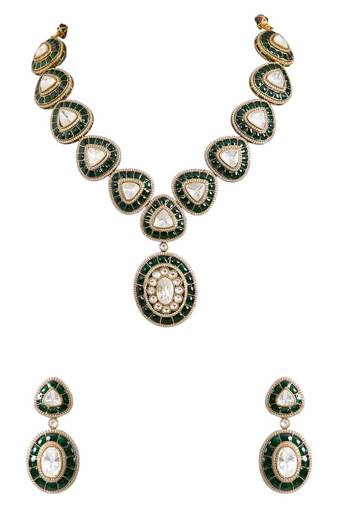 Gold plated green stone necklace set