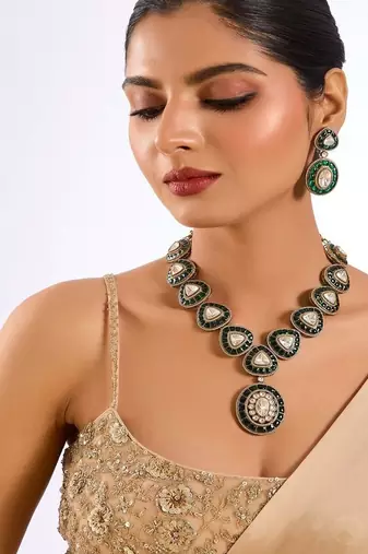 Gold plated green stone necklace set