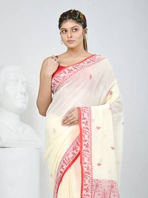 Off white cotton saree with beige border and traditional woven pallu 5