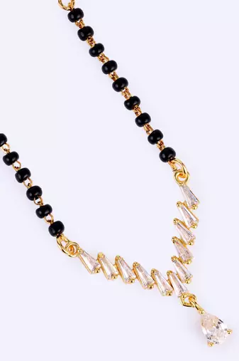 Traditional stylish oval shape gold plated black beaded adjustable chain mangalsutra for women