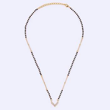 Traditional splendid "v" shape gold plated black beaded adjustable chain mangalsutra for women 4