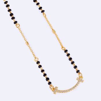 Traditional pretty cz studded gold plated black beaded adjustable chain mangalsutra for women 3