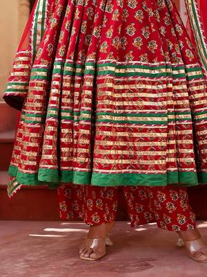 Red Floral Printed Cotton Anarkali Set 4