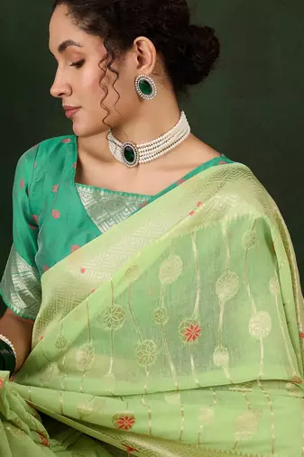 pista woven designer poly cotton saree with blouse piece