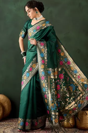 green woven jacquard silk blend saree with blouse piece
