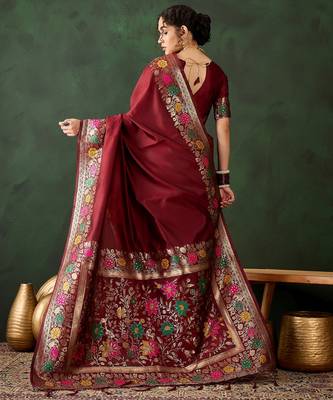 maroon woven jacquard silk blend saree with blouse piece 2
