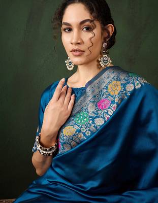 blue woven jacquard silk blend saree with blouse piece 3