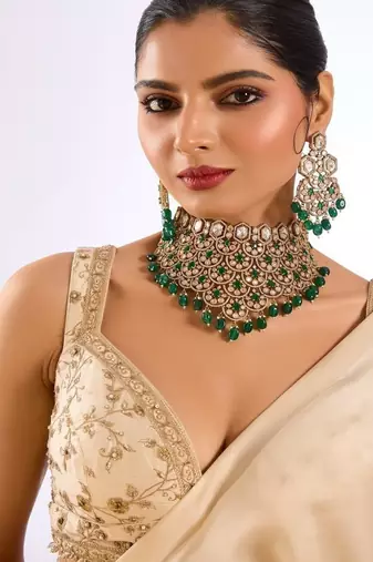 Gold plated green stone necklace set