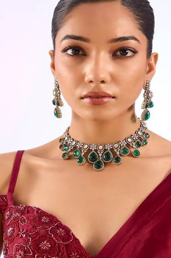Gold plated green stone necklace set