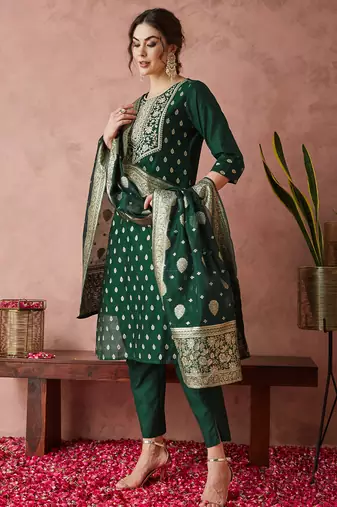 Rajgranth women's chanderi silk embroidered kurta set with jacquard dupatta