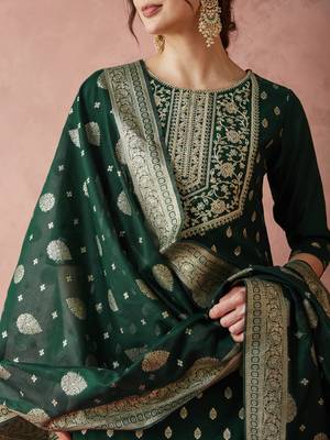 Rajgranth women's chanderi silk embroidered kurta set with jacquard dupatta 4