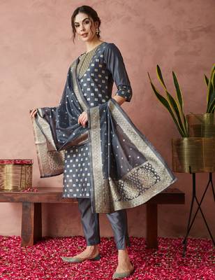 Rajgranth women's sequin work chanderi print straight side slit kurta set 3