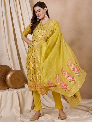 Rajgranth women's cotton chanderi fabric jacquard print kurta set with dupatta 4