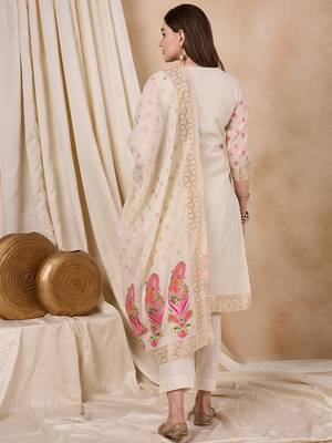 Rajgranth women's cotton chanderi fabric jacquard print kurta set with dupatta 2