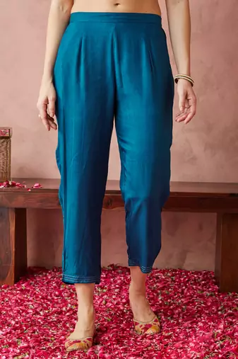 Rajgranth women's exclusive pure silk fabric bandhej print straight kurtaset with dupatta.