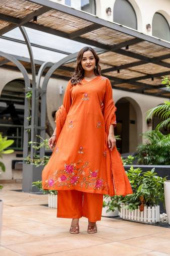 Silly cotton semi-anarkali printed kurti-pant-dupatta  set