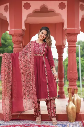 Cotton cambric a-line kurti-pant-dupatta  set