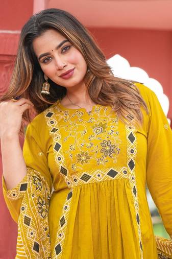 Cotton cambric a-line kurti-pant-dupatta  set
