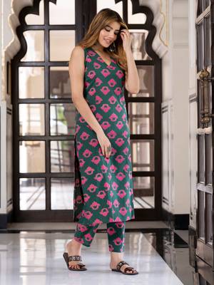 Women dark green pure cotton straight kurta set 5