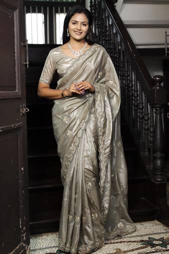grey heavy thread embroidery cut work art silk saree with blouse piece
