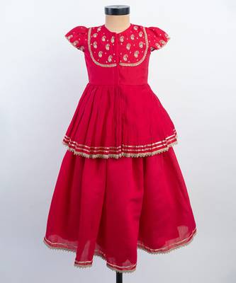 Pink embroidered silk lehenga 1