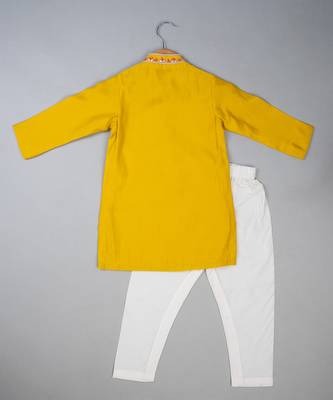 Yellow embroidered silk kurta pyjama 4