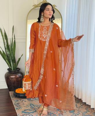 vichitra silk blend embroidered straight kurta set with pant & organza embroidered dupatta 1