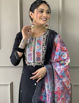 wine vichitra silk embroidered kurta set with pant & chinon laced dupatta 5