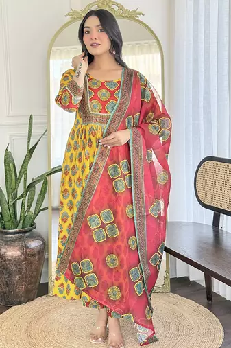 Women’s rayon printed flared kurta set with pant & linen printed dupatta