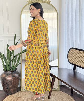 rayon printed flared kurta set with pant & linen printed dupatta 3