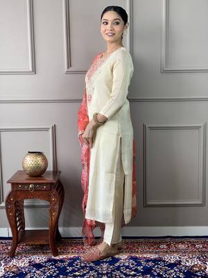 cream-gold chanderi silk blend embroidered kurta set with pant & printed silk blend dupatta 2