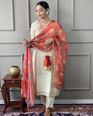 cream-gold chanderi silk blend embroidered kurta set with pant & printed silk blend dupatta 5