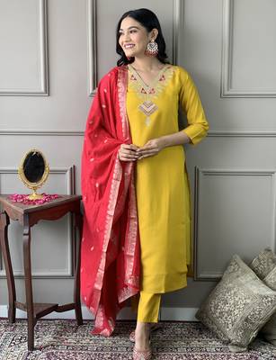 mustard chanderi embroidered kurta set with pant & viscose jacquard dupatta 1