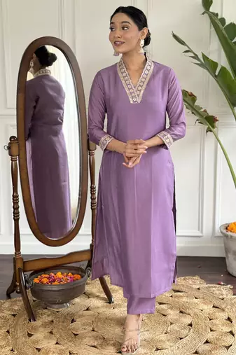 viscose silk embroidered kurta set with pant & printed chinon dupatta