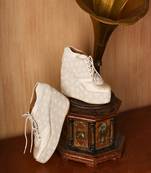 White beads embroidered wedges shoes